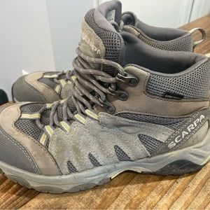 Scarpa Hiking Boots, Waterproof, Gray, sz 7